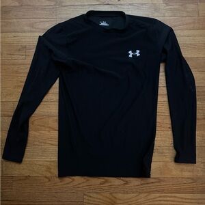 Under Armour Men's Black heat gear long sleeve